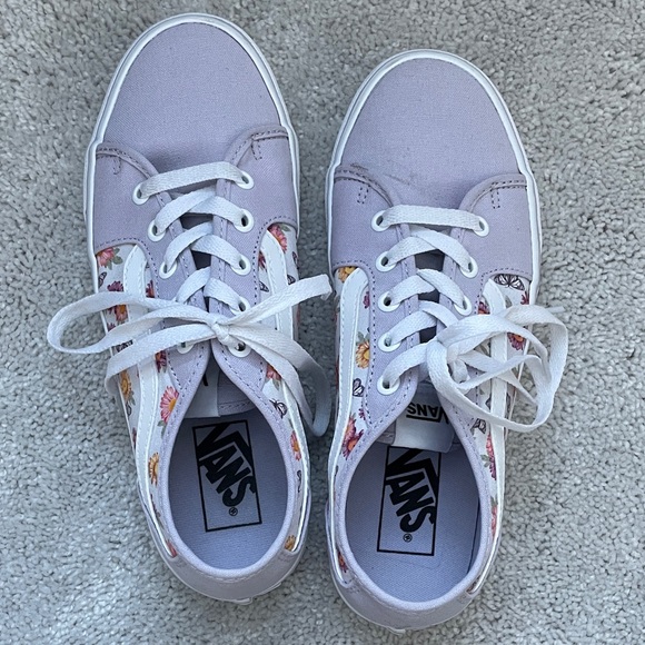 Vans Lavender Floral Butterfly Sneakers - Picture 2 of 8